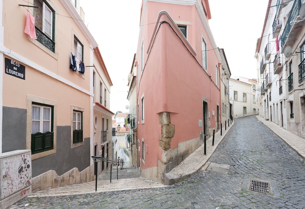 Romantic Rooftop 1BR in Alfama - Gonzalo's Guest