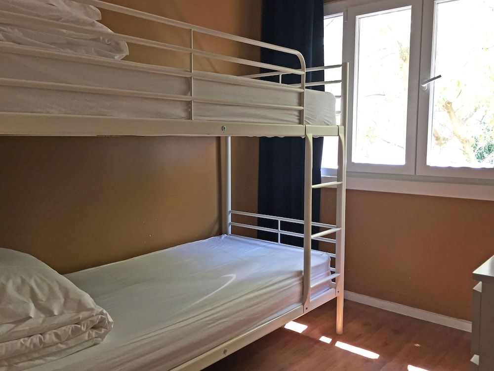 Avenue Rooms & Suites - Hostel 4