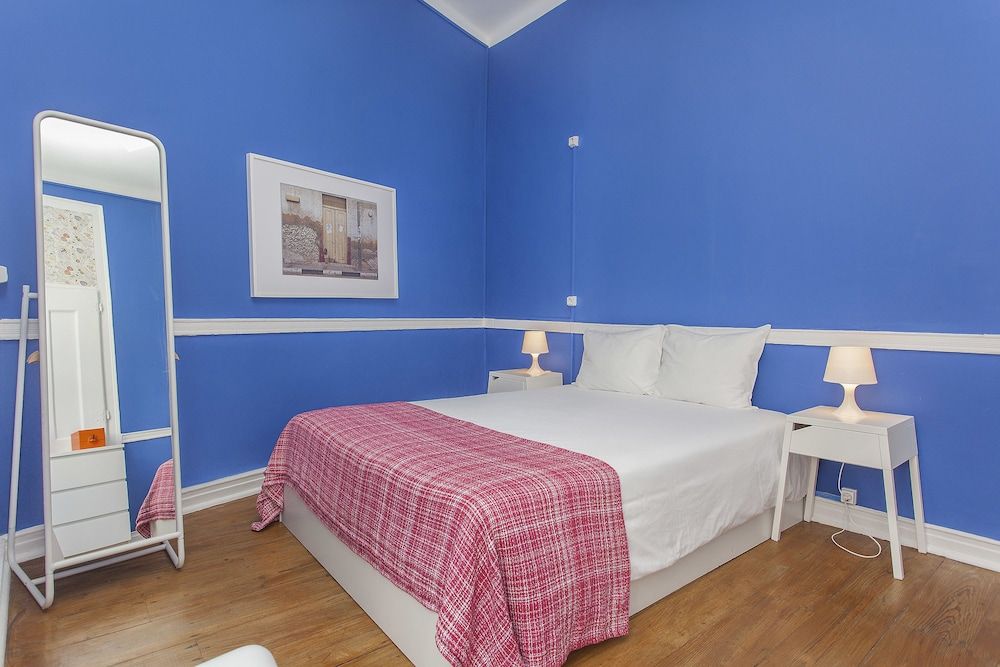 5 Sins Chiado Hostel featured 3