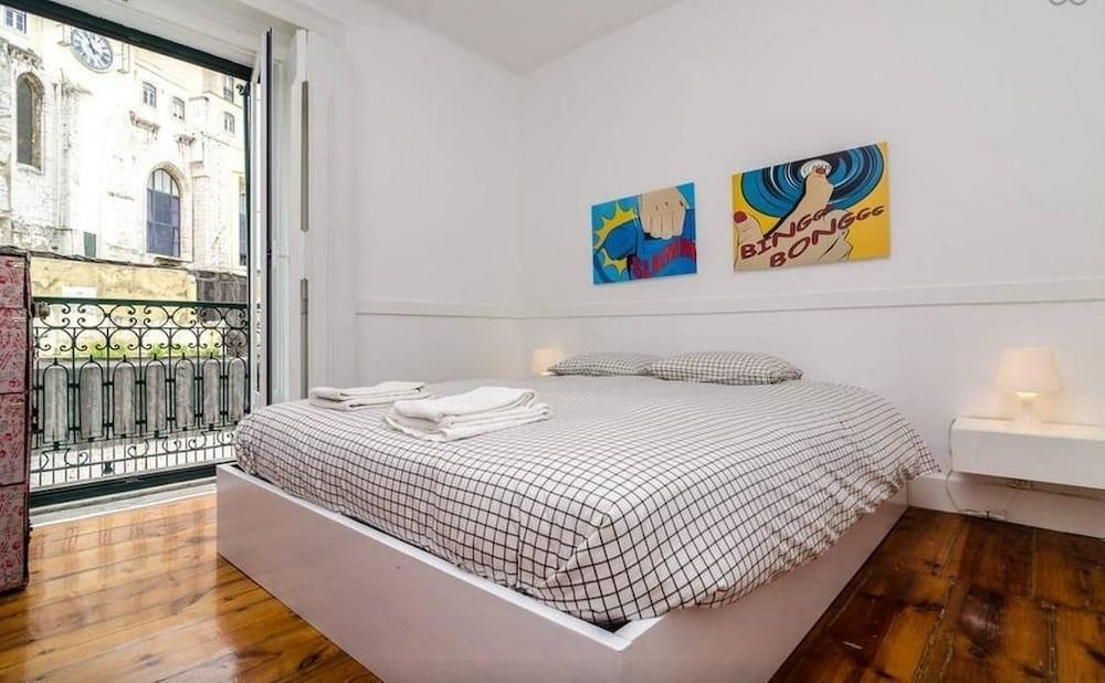 5 Sins Chiado Hostel featured 4