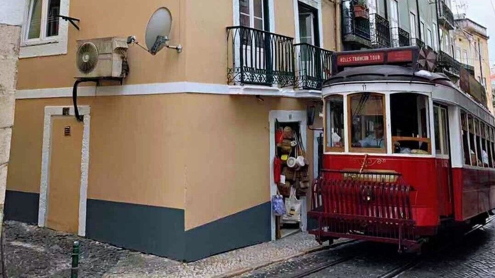 Tram & Fado Memory House 2