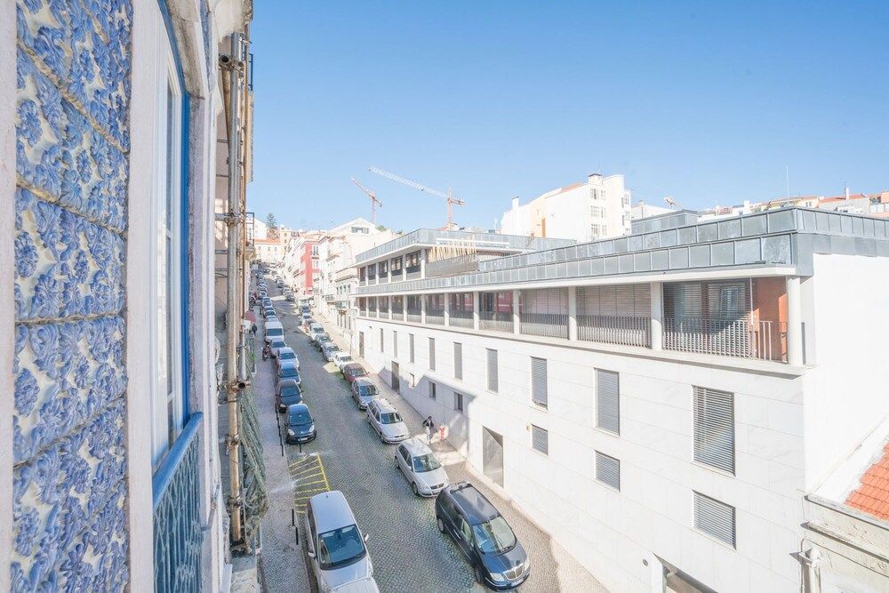 An Ecletic Apartment in Lisbon 2