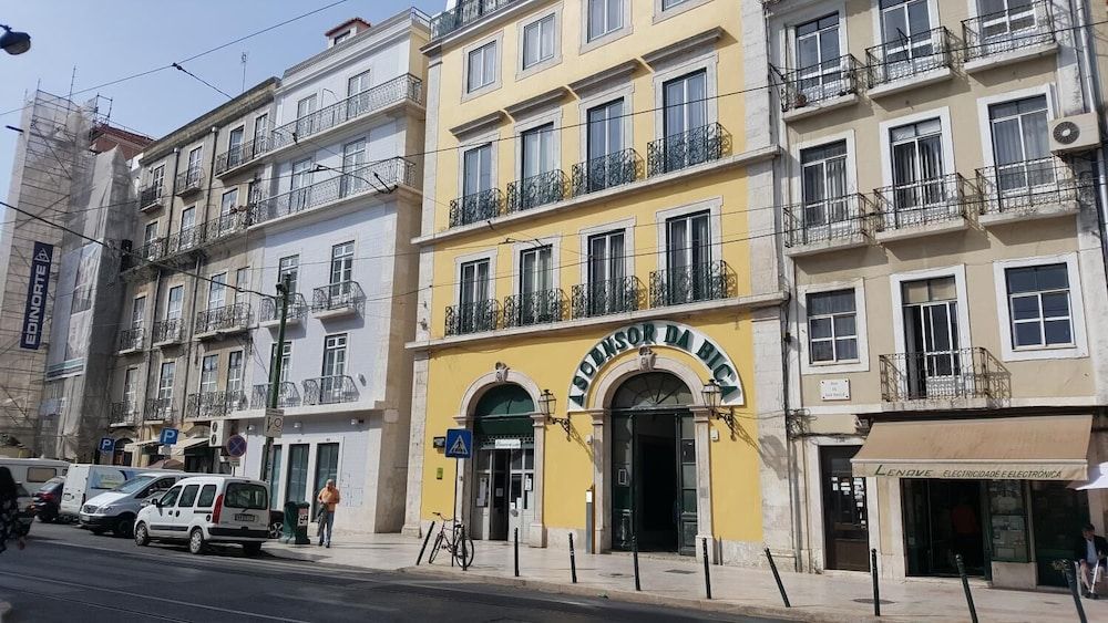 Lisbon Finestay Bica 3