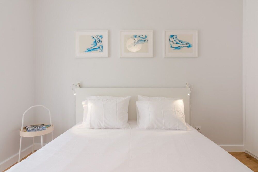 Penha1 · Lisbon's Charming and Bright Apartment room 3