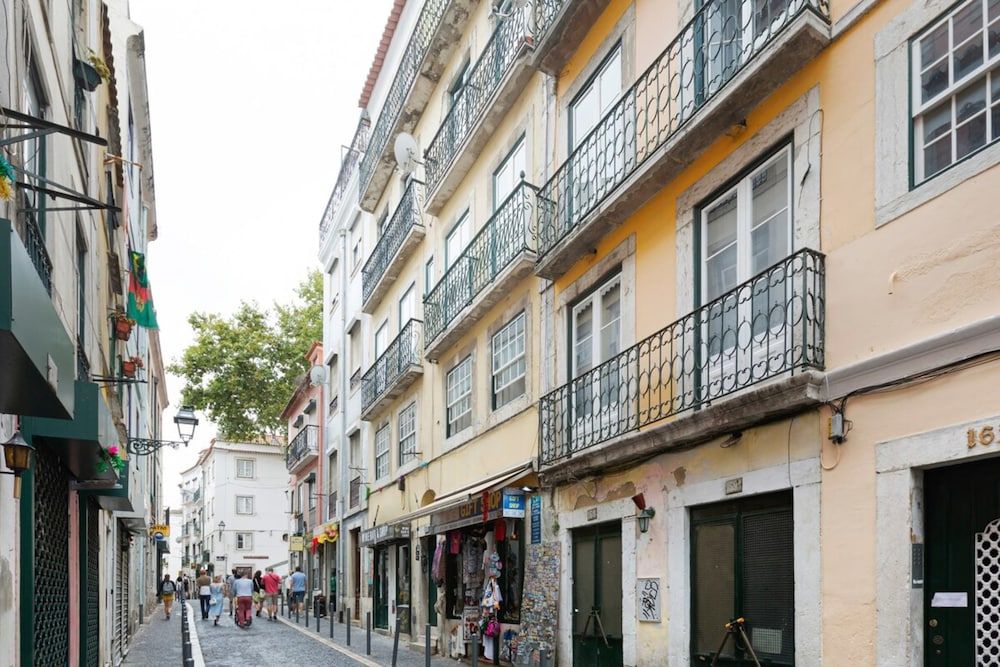 Stunning 1 Bedroom Apartment Near Alfama