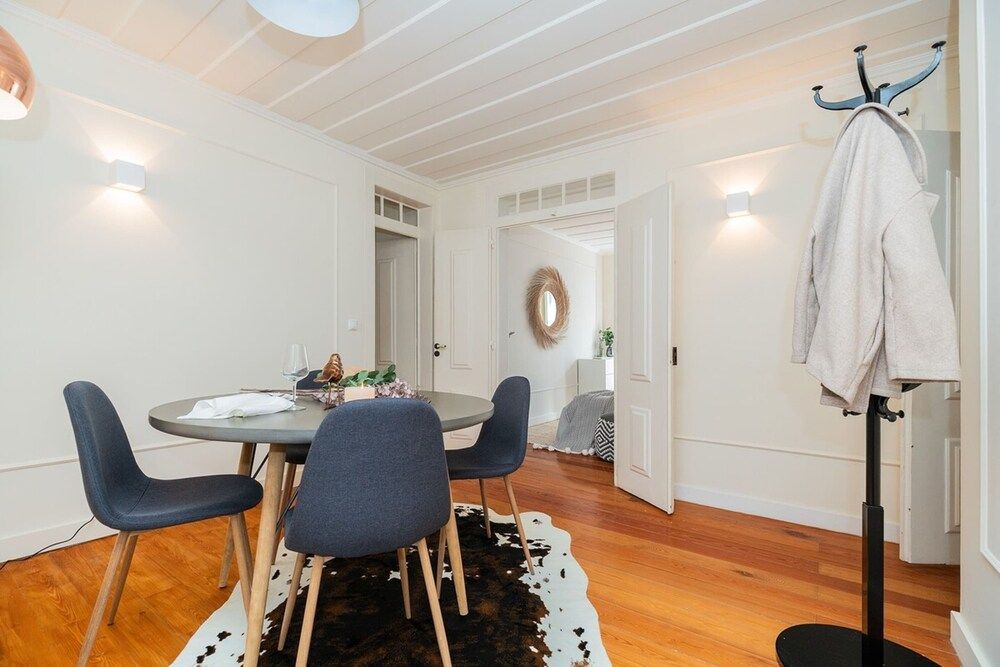 Stunning & Modern 2 Bedroom Apartment in Chiado room 4