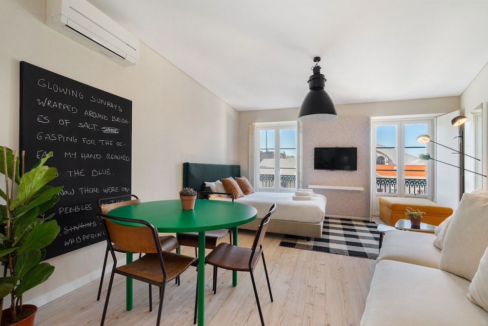 STAY&CO Lisbon Rossio featured