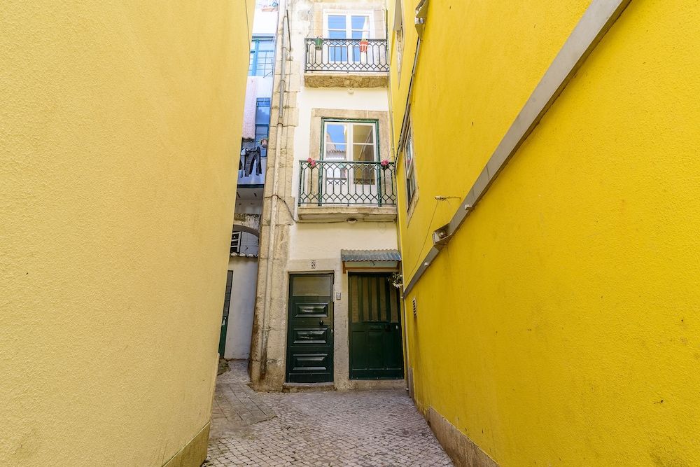 JOIVY Cosy 1-Bed Flat W/Seaview In Alfama 2