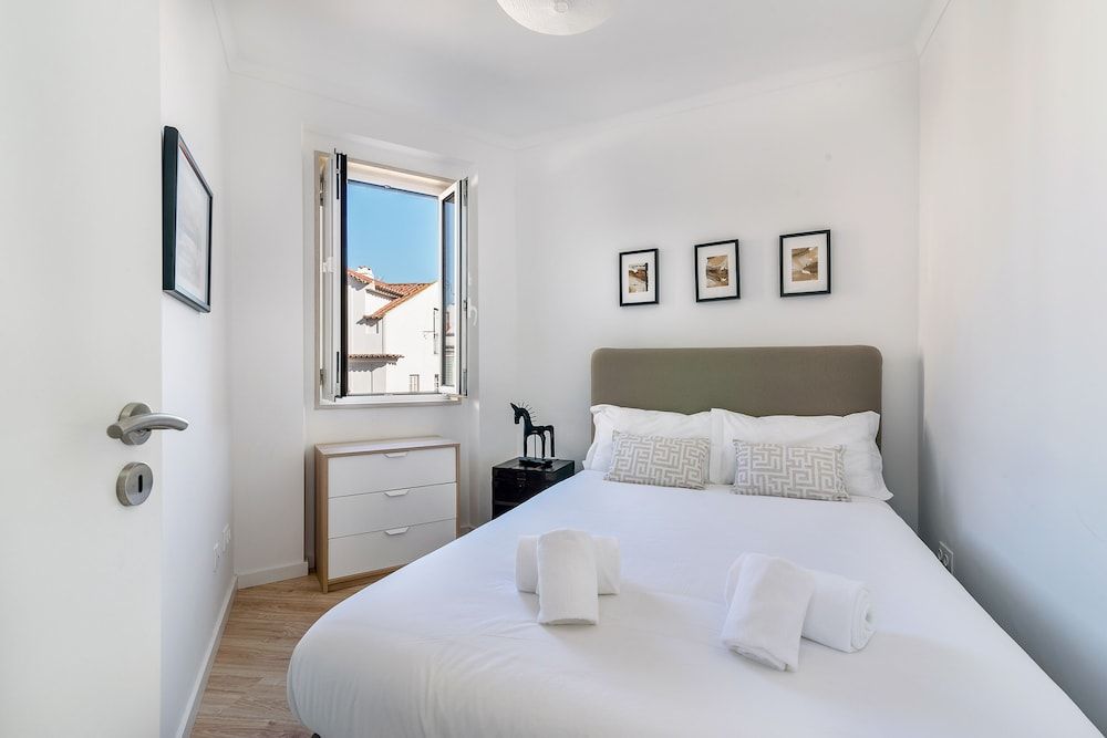 JOIVY Cosy 1-Bed Flat W/Seaview In Alfama 3