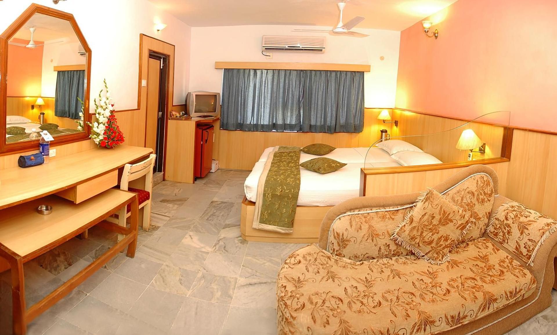 Mamallaa Heritage (Next to Arjuna Penance) STANDARD DOUBLE ROOM 5