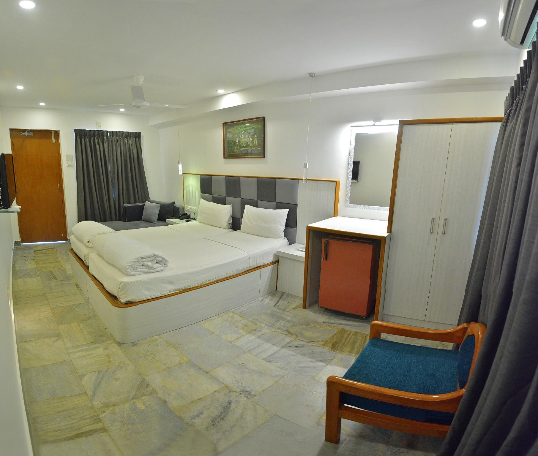 Mamallaa Heritage (Next to Arjuna Penance) STANDARD DOUBLE ROOM 4