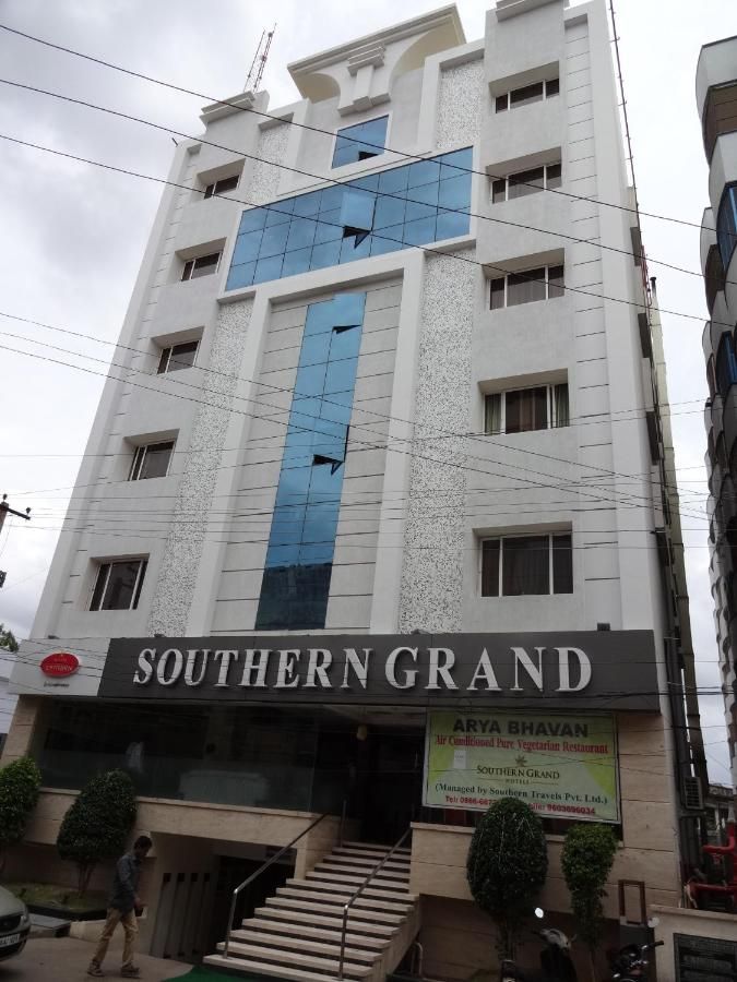 Hotel Southern Grand