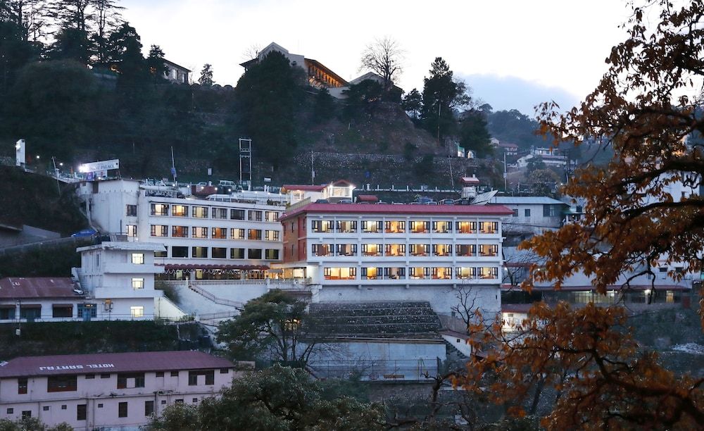 Hotel Vishnu Palace