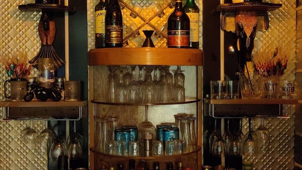 Room in Condo - 'mount View Double-bed' By Aparna Bienvenue ! Room, 1 Bedroom, Smoking, Balcony 24