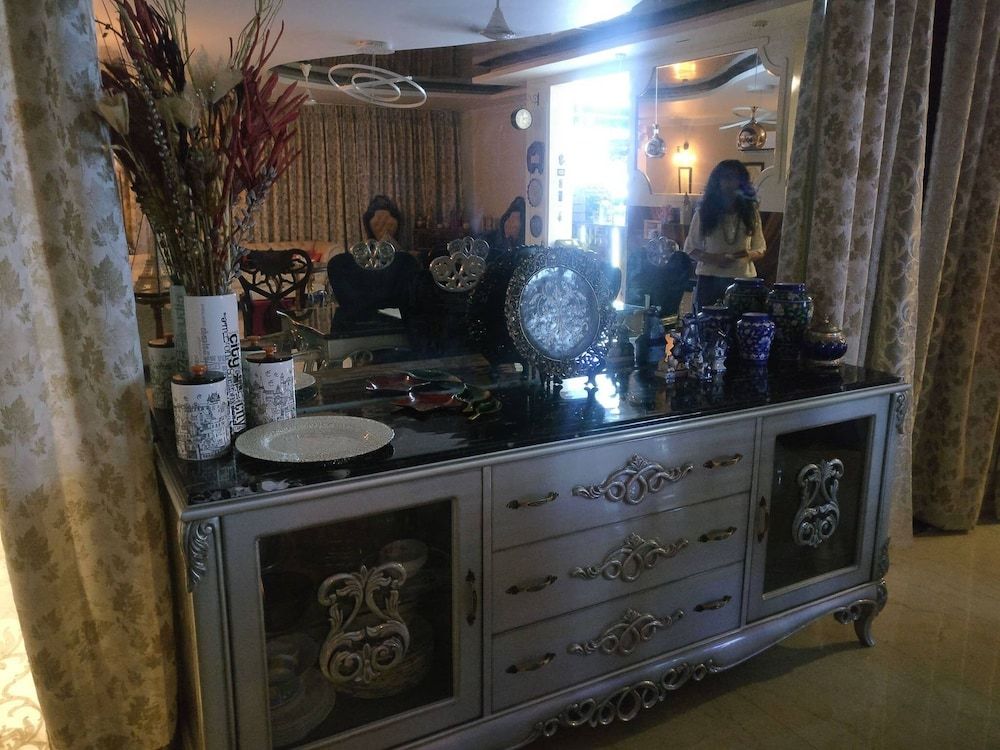 Room in Condo - 'mount View Double-bed' By Aparna Bienvenue ! Room, 1 Bedroom, Smoking, Balcony 26