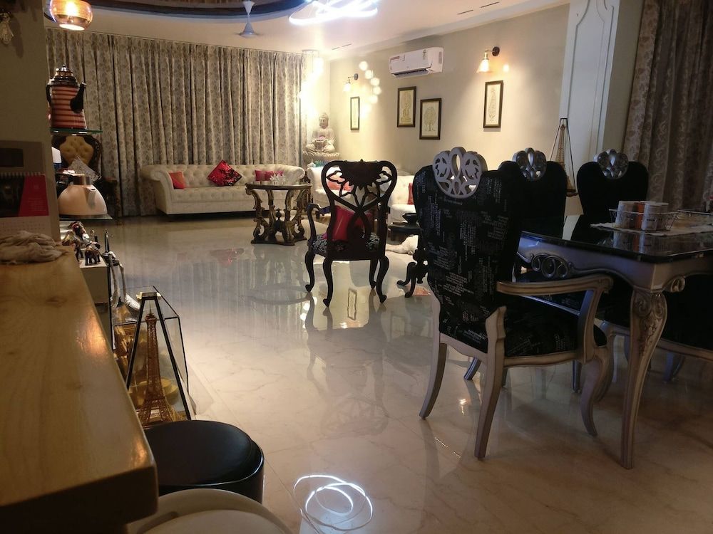 Room in Condo - 'mount View Double-bed' By Aparna Bienvenue ! Room, 1 Bedroom, Smoking, Balcony 18