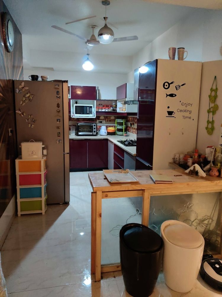 Room in Condo - 'mount View Double-bed' By Aparna Bienvenue ! Room, 1 Bedroom, Smoking, Balcony 28