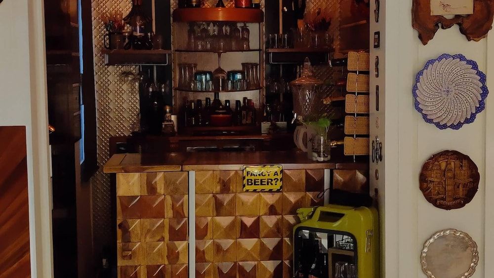 Room in Condo - 'mount View Double-bed' By Aparna Bienvenue ! Room, 1 Bedroom, Smoking, Balcony 3