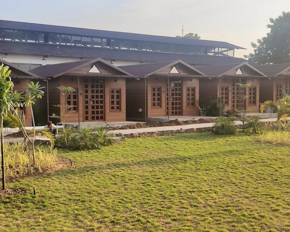 undefined Nirvana Resort and Restaurant 4