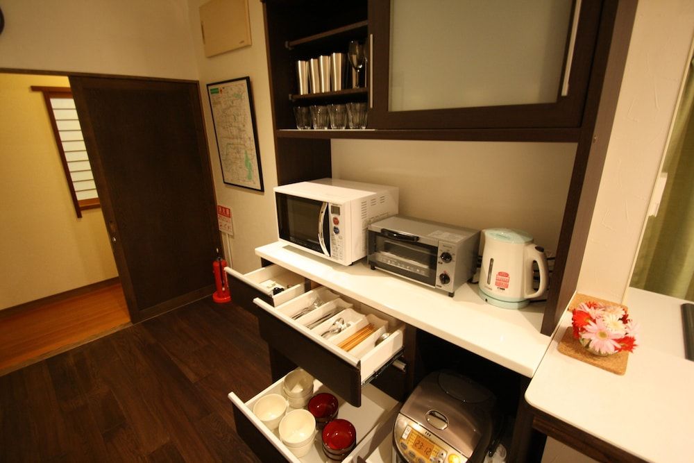 Private Residence Kyoto Miyagawacho kitchenette