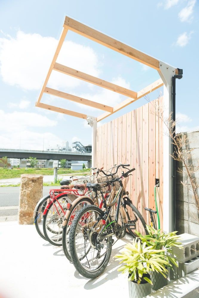 Guest Suites Fukugiku bicycling