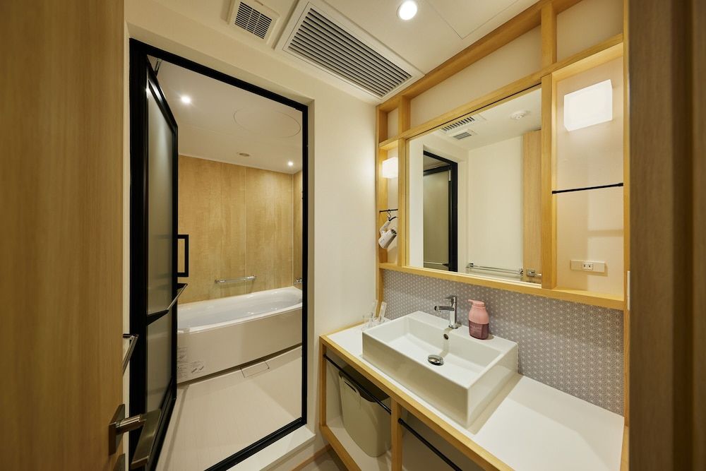 OMO5 Kyoto Gion by Hoshino Resorts Triple Room with Kitchen, Non Smoking 7