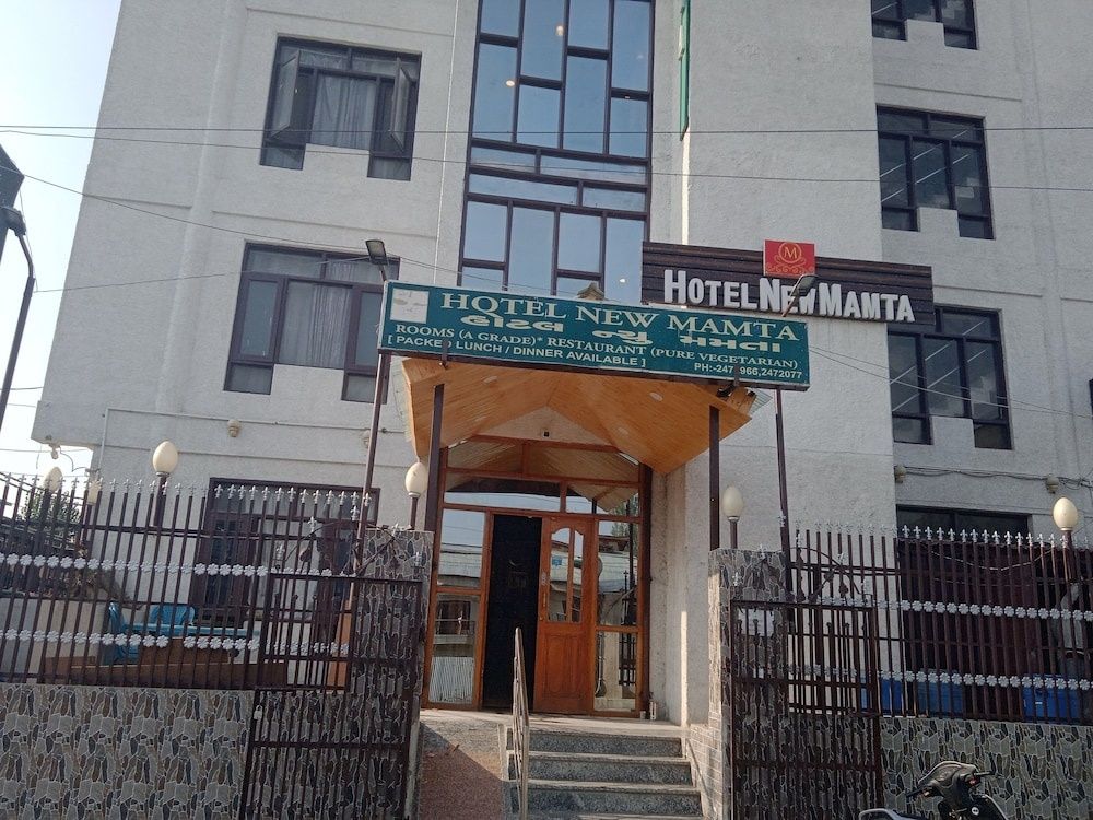 Hotel New Mamta Pure Veg Near By Dal Lake front_of_property 2