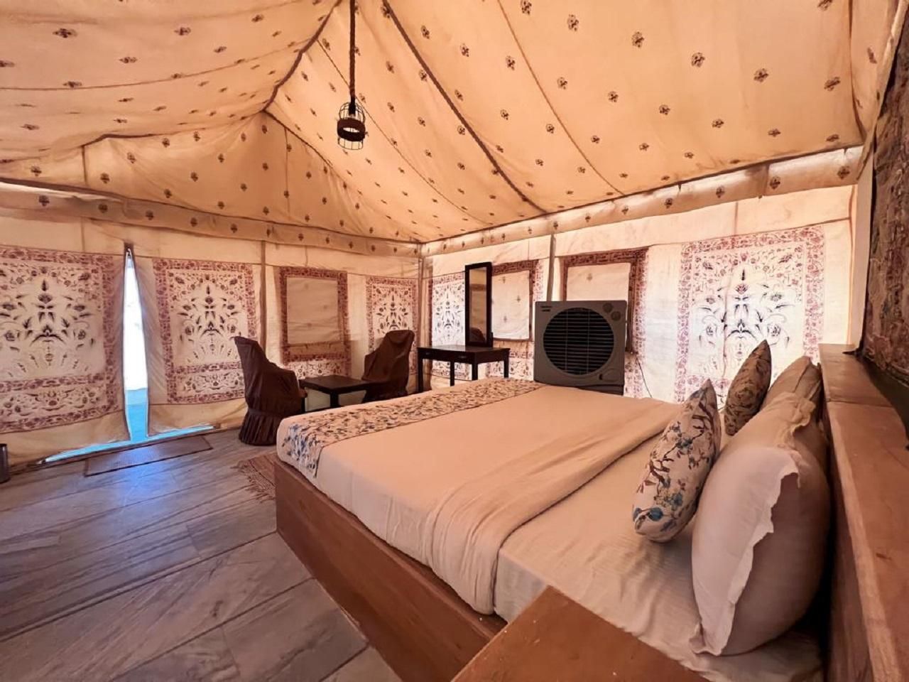 Rumis Desert Camp Resort others 3