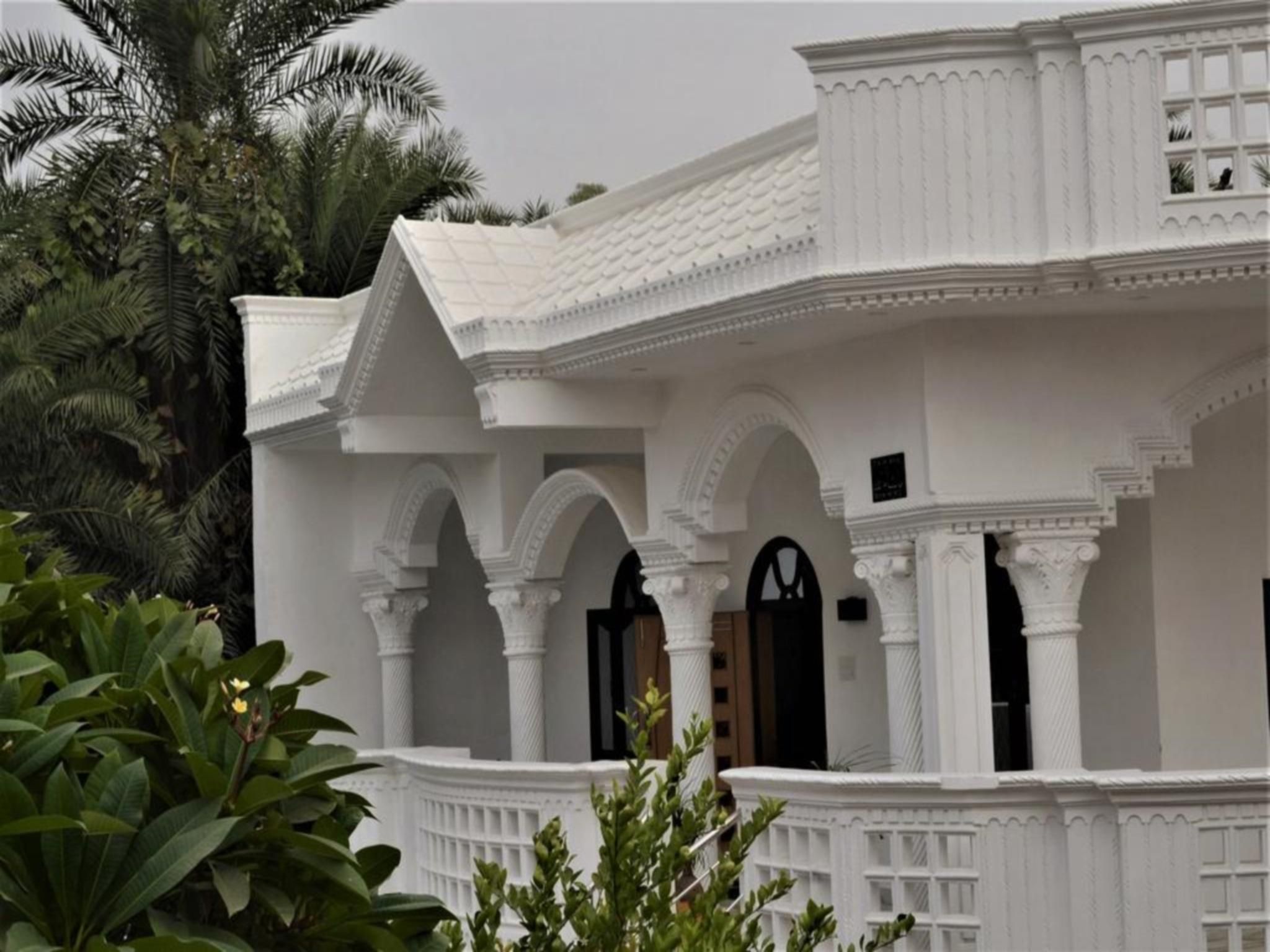 Taj Square A luxurious family homestay