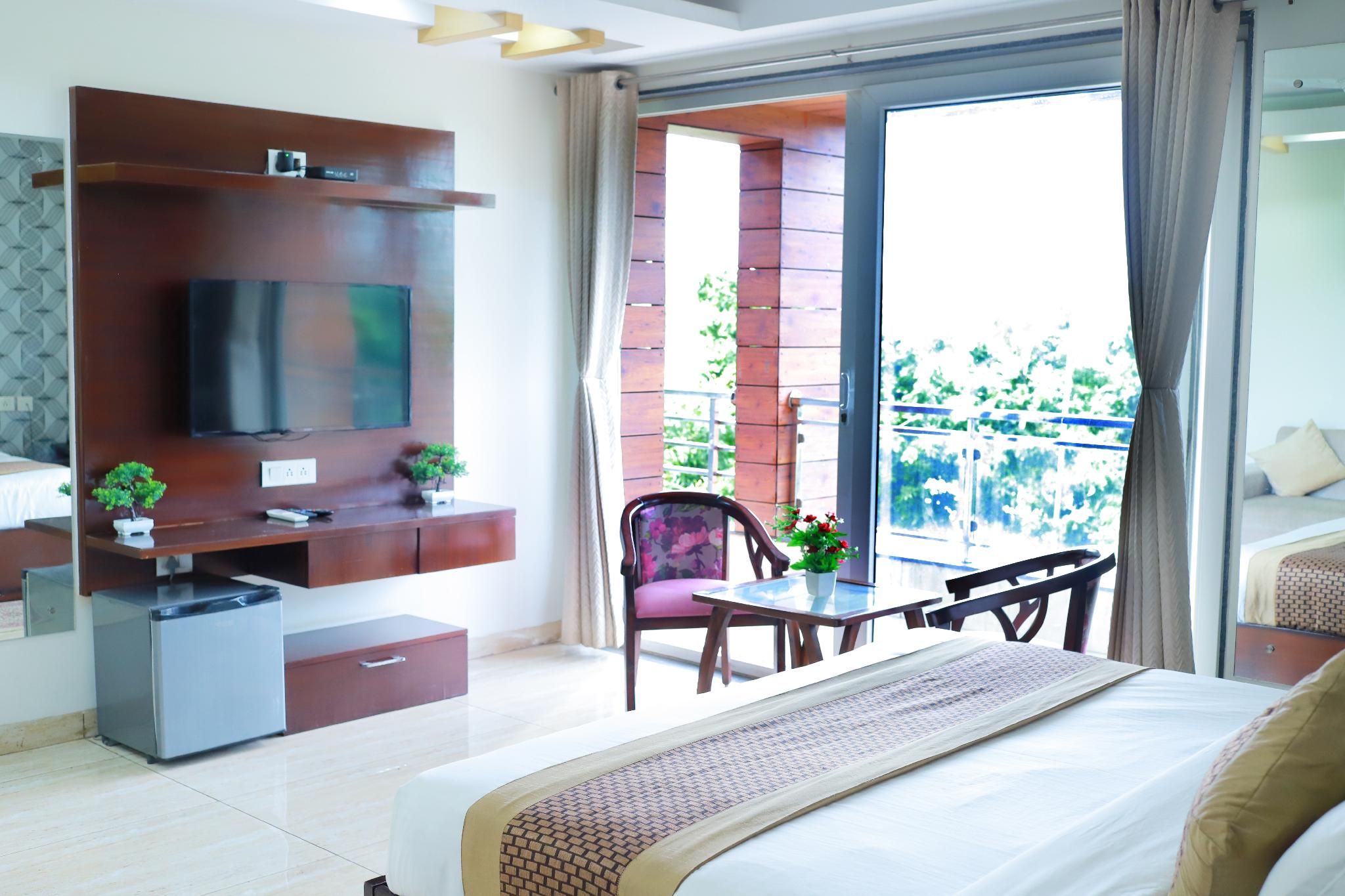 DPS Residency - Sector 47 Gurugram Double Room