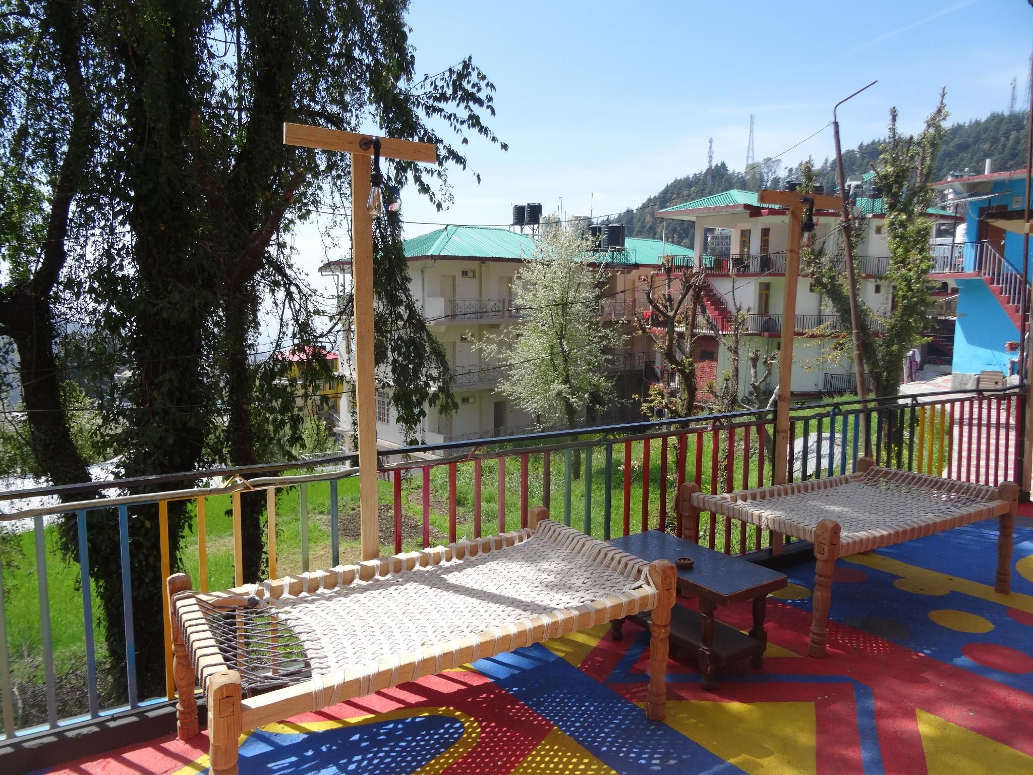 22887372_21030315470095256528