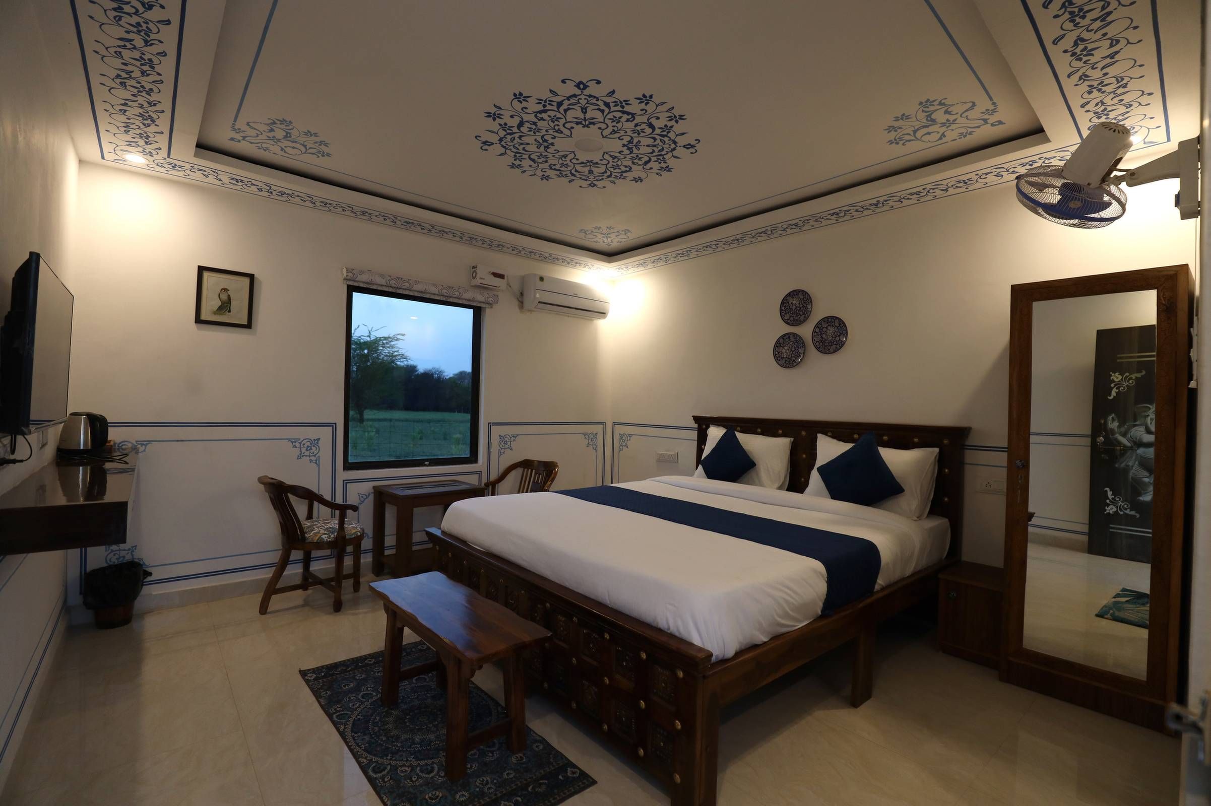 Hem Vilas Royal Bagh Cottage 8