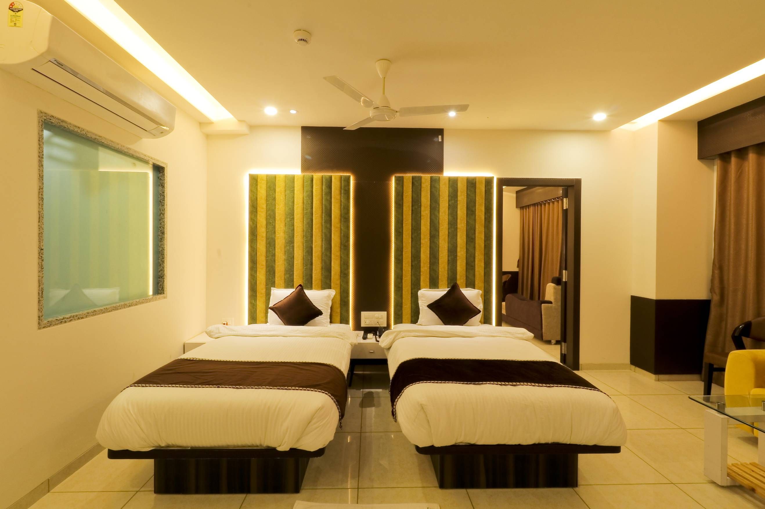 Hotel Grand Darshan Vadodara featured 3