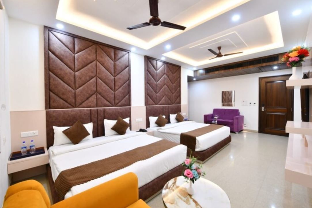 Click Hotel Narayana Ayodhya others