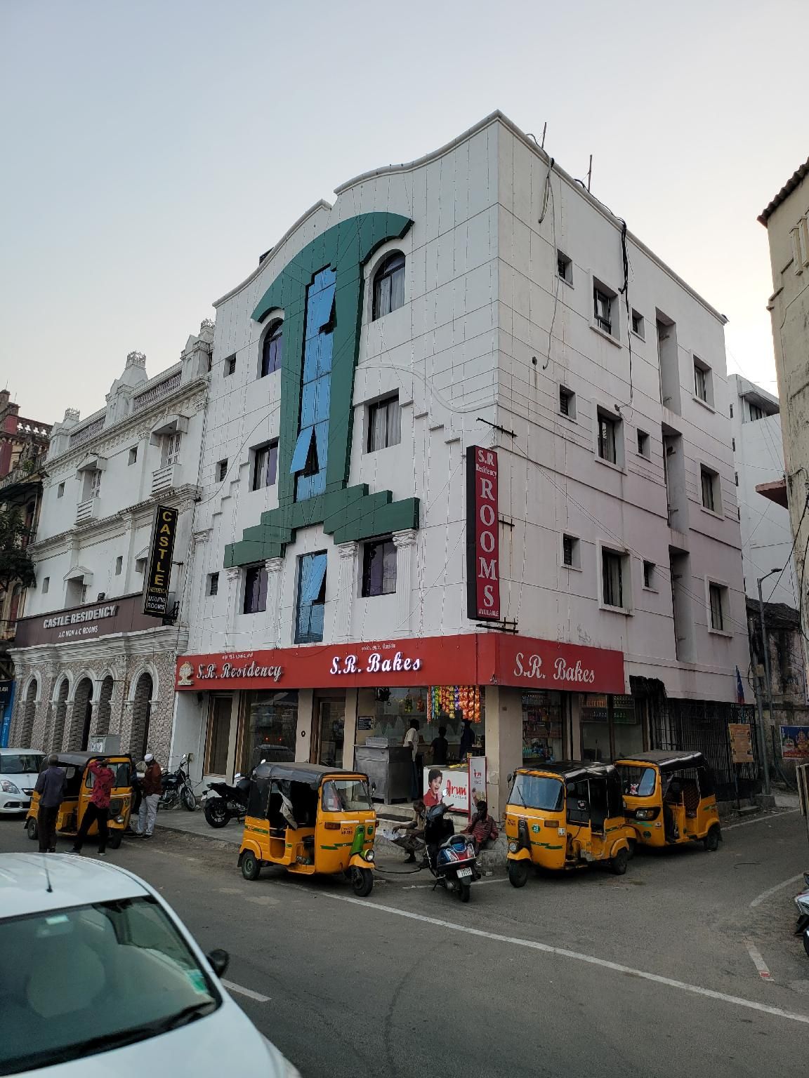 Hotel SR Guest House