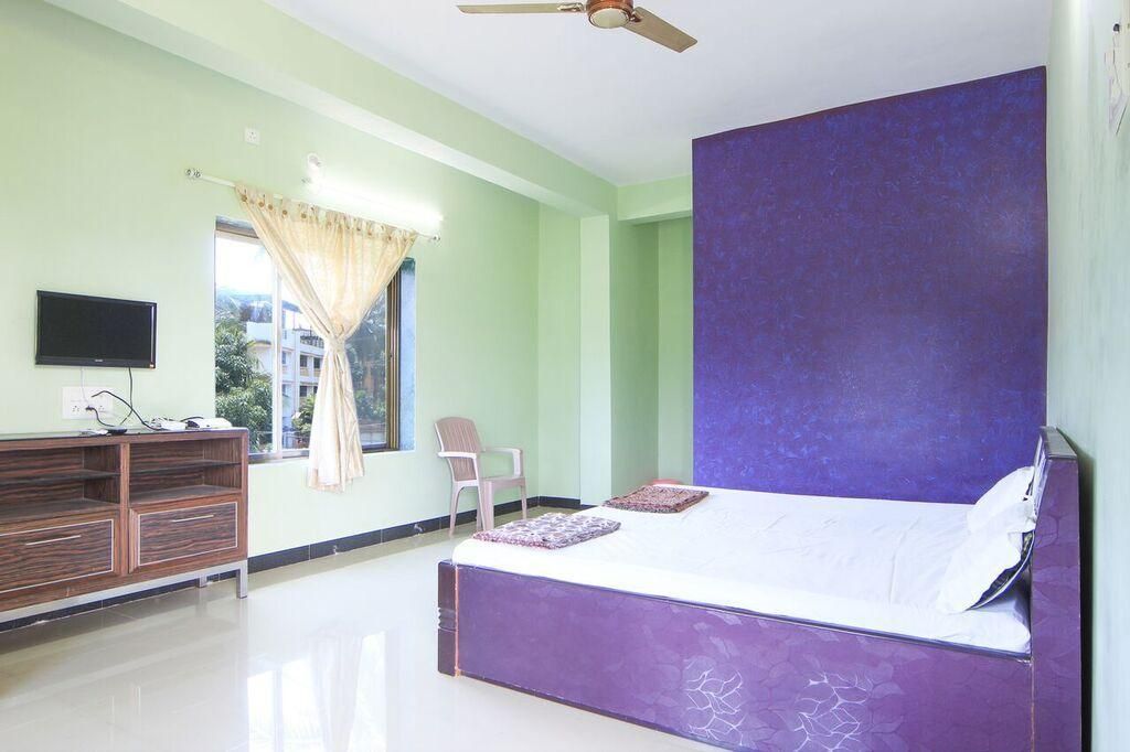 Standard Double Bed - Fan