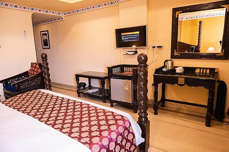 Fort Chandragupt Deluxe Room