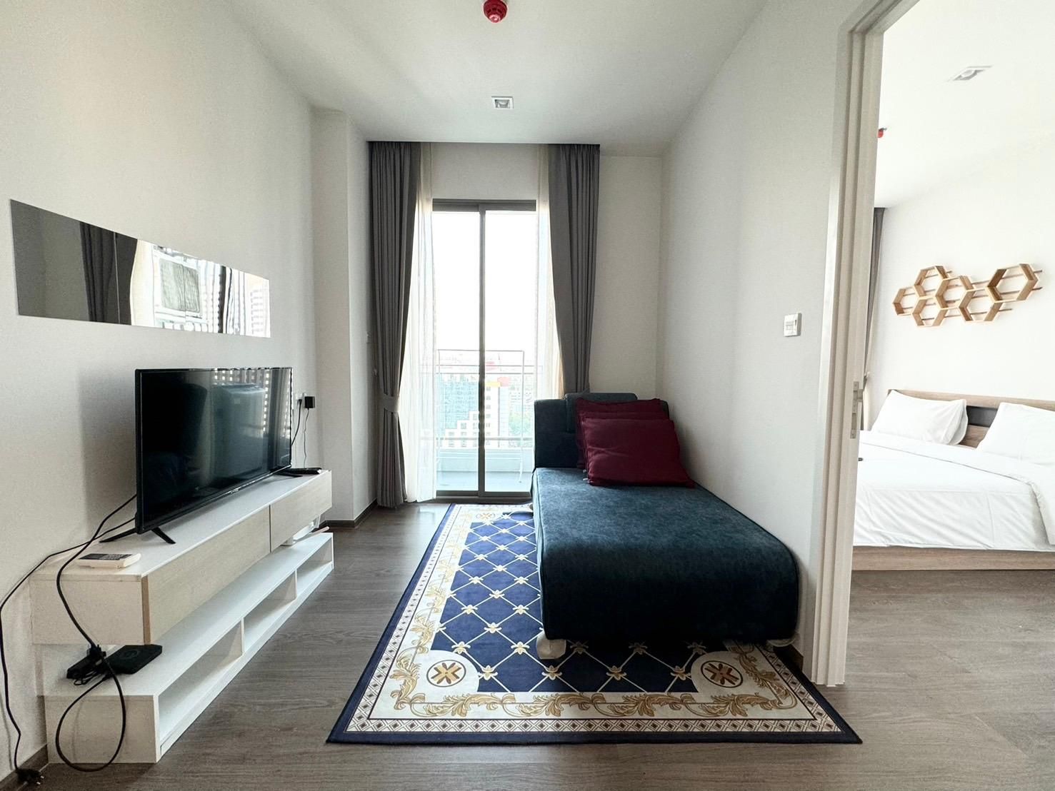 One Bedroom Apartment