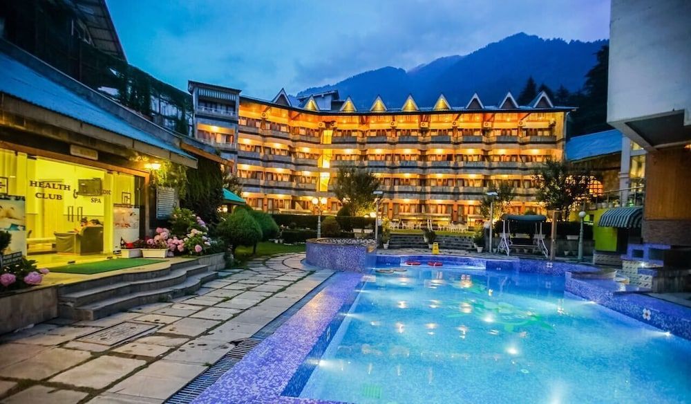 Hotel Piccadily Manali