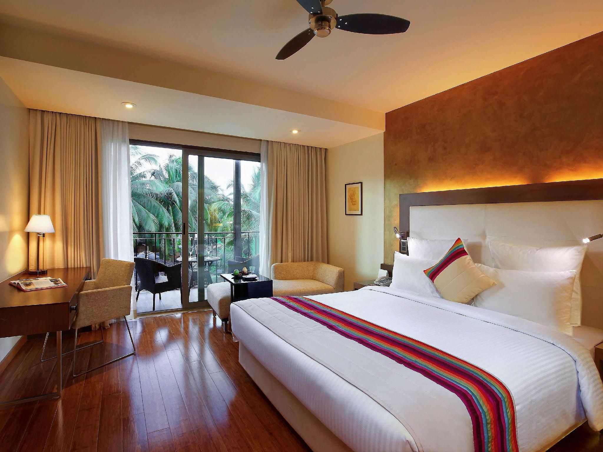 Novotel Goa Candolim Hotel Superior Room, 1 King Bed 2