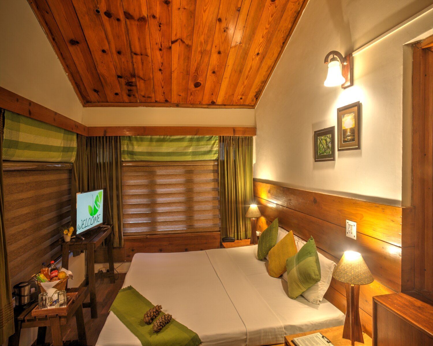 The Hermitage Kanatal Superior Deluxe Double Room 4