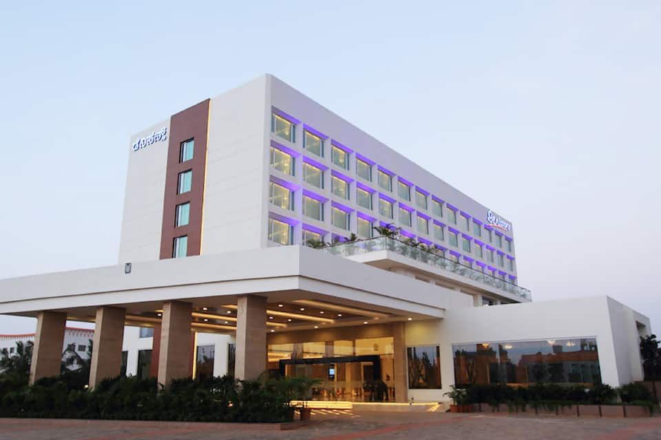 undefined Hotel Denissons 2