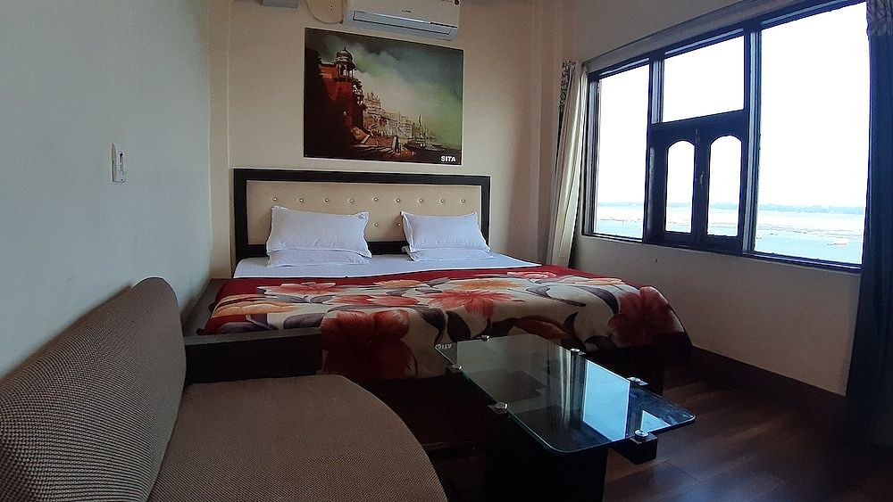 Deluxe Double or Twin Room, 1 King Bed, River View