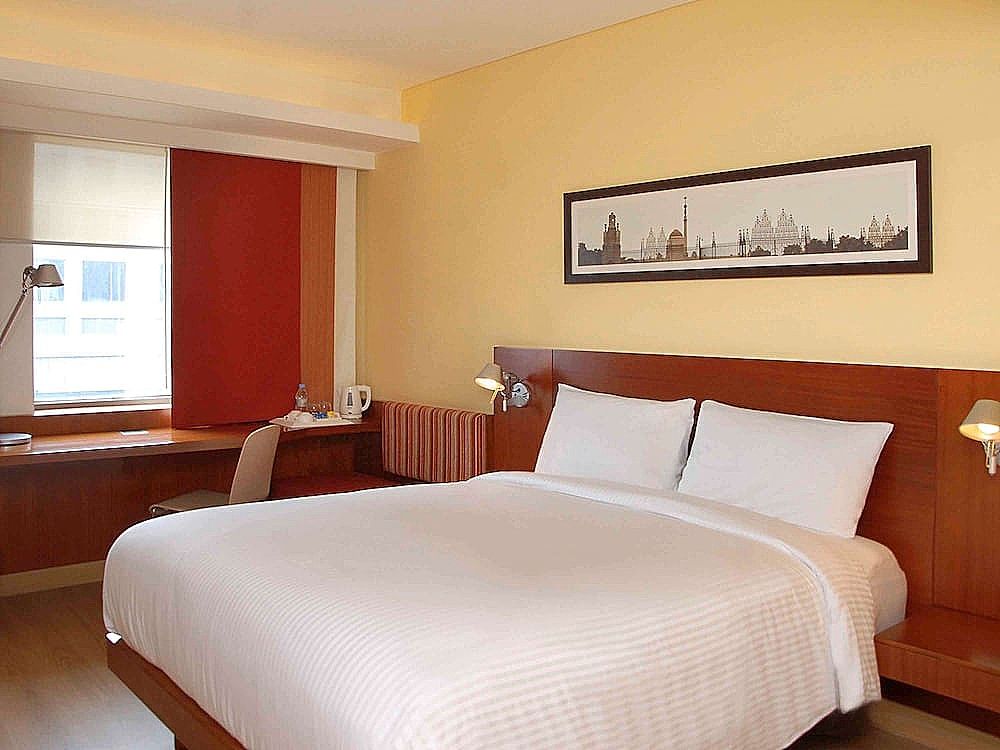 ibis New Delhi Aerocity Hotel Standard Room, 1 Queen Bed