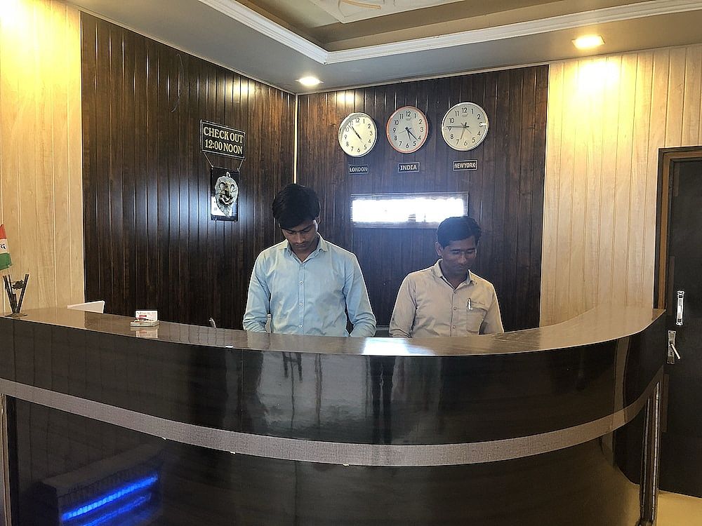 Hotel Mangalam Palace - Lucknow Airport 3