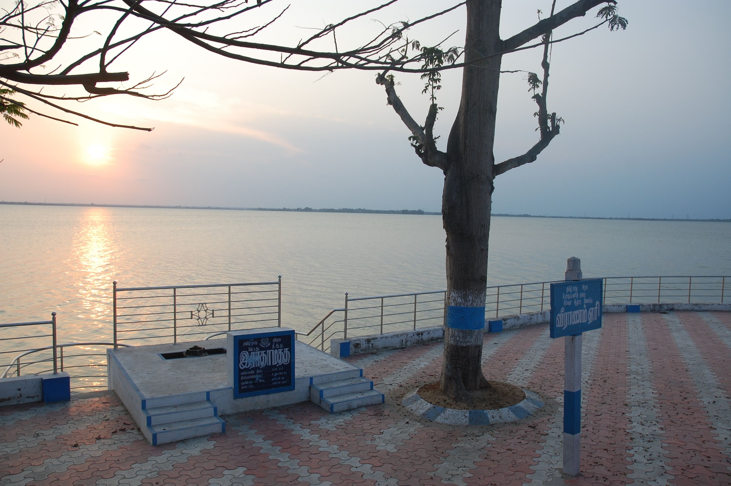 Lakshmi Vilas Heritage Hotel Deluxe - Heritage with Garden View 12