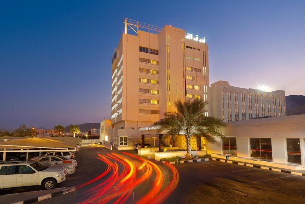 Al Falaj Hotel 2