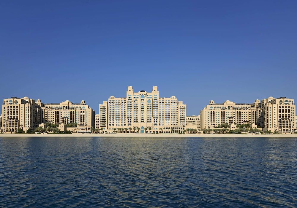 Fairmont The Palm 4