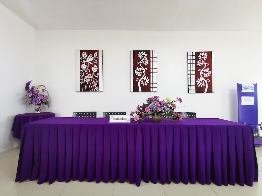 Phet Cha-am Plaza & Resort meeting_room 4