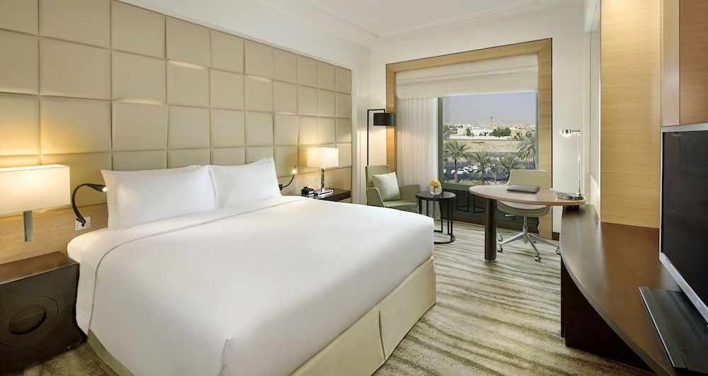 DoubleTree by Hilton Riyadh - Al Muroj Business Gate